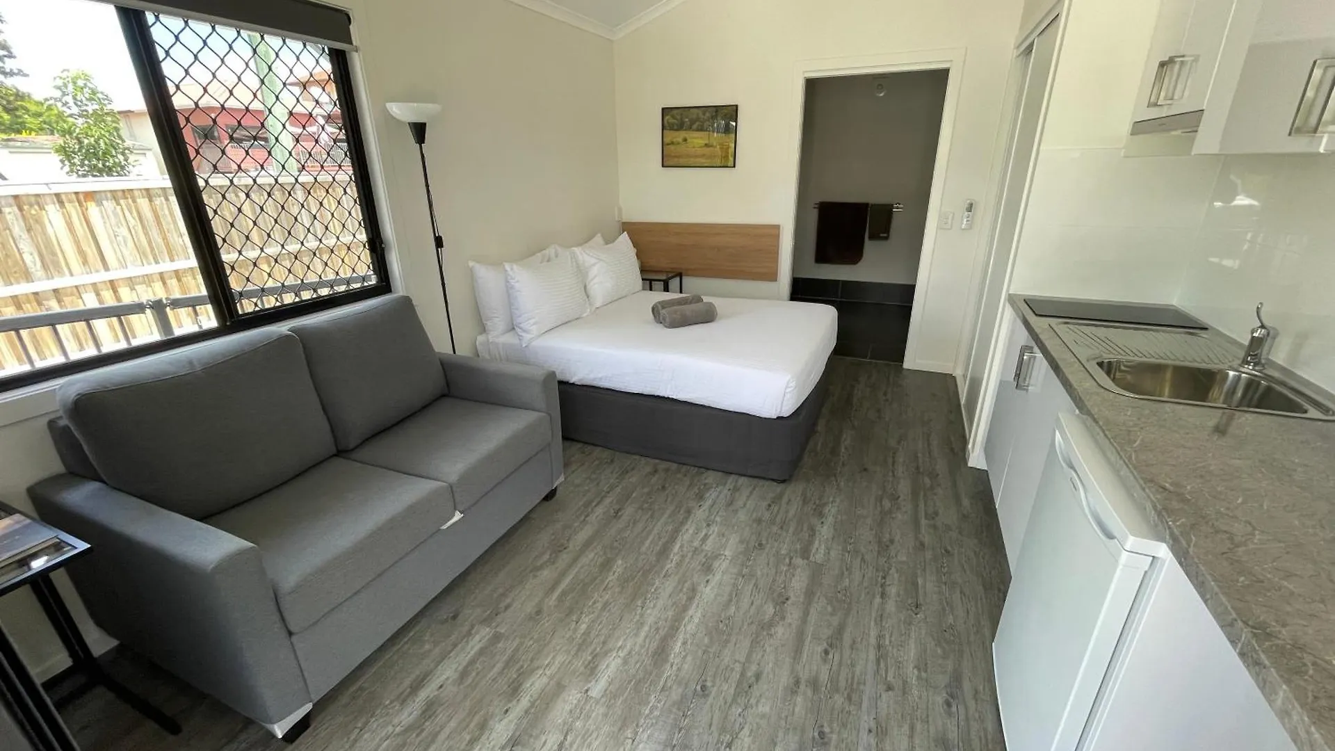 Apartment Kenilworth Country Cabins Australia